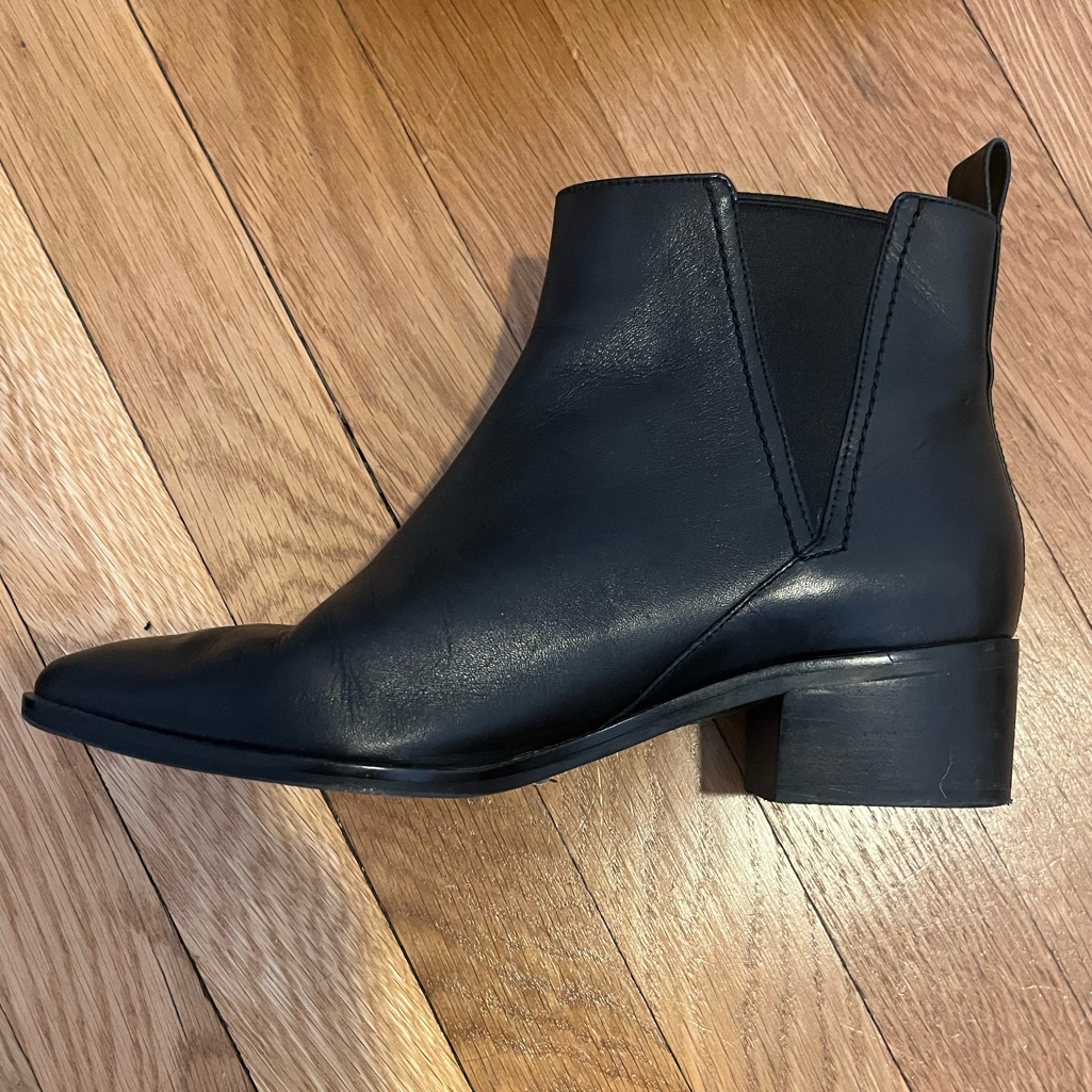 Cole Haan Chelsea Boots Size 8